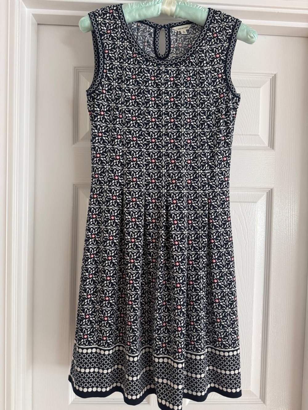 ☀️3/$15 Max Studio Sleeveless Dress Small